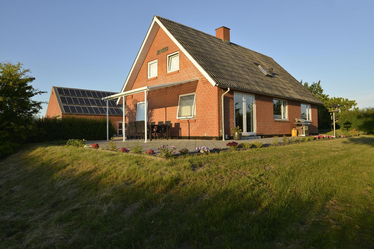 Kardybvej 8 Bed & Breakfast Tastum Bagian luar foto